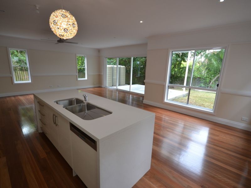 15 Ashfield Street, East Brisbane QLD 4169