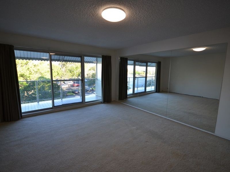 10/34 Park Avenue, East Brisbane QLD 4169