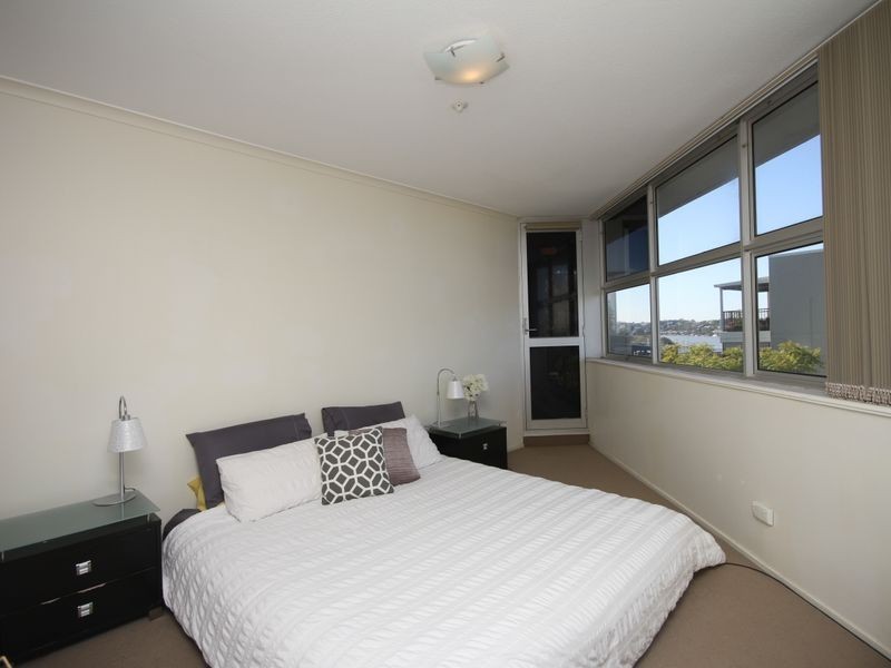 22/55 Thorn Street, Kangaroo Point QLD 4169