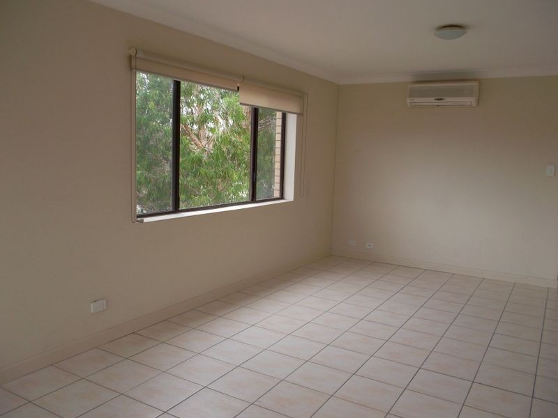 1/17 Hanworth Street, East Brisbane QLD 4169