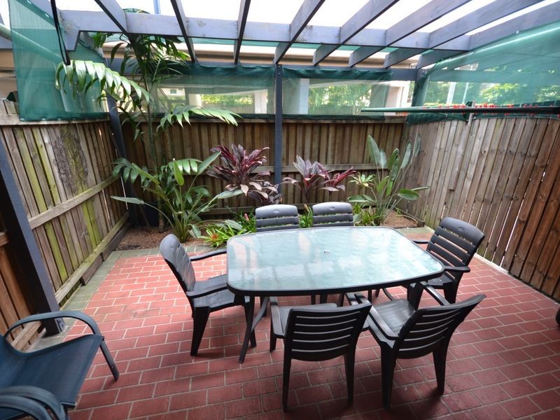 3/12 Rosina Street, Kangaroo Point QLD 4169