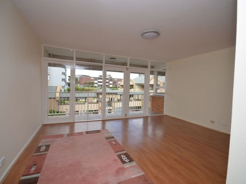 33/64 Thorn Street, Kangaroo Point QLD 4169