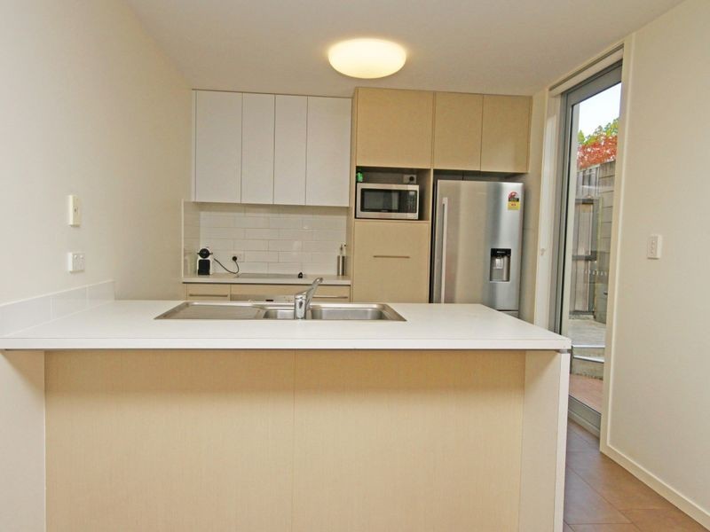 2/104 Birdwood Road, Carina Heights QLD 4152