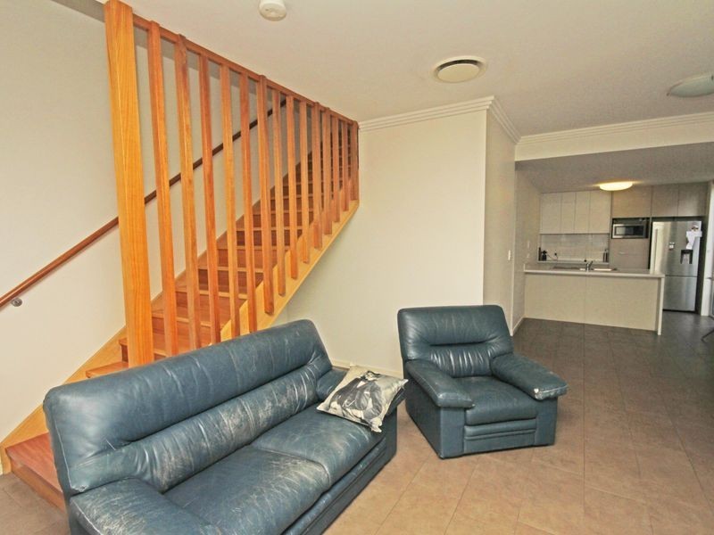 2/104 Birdwood Road, Carina Heights QLD 4152