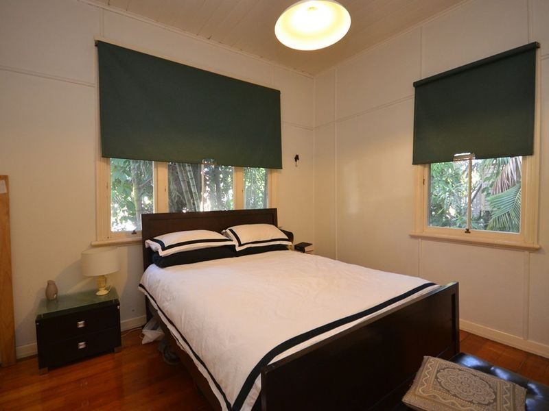 54 Latrobe Street, East Brisbane QLD 4169