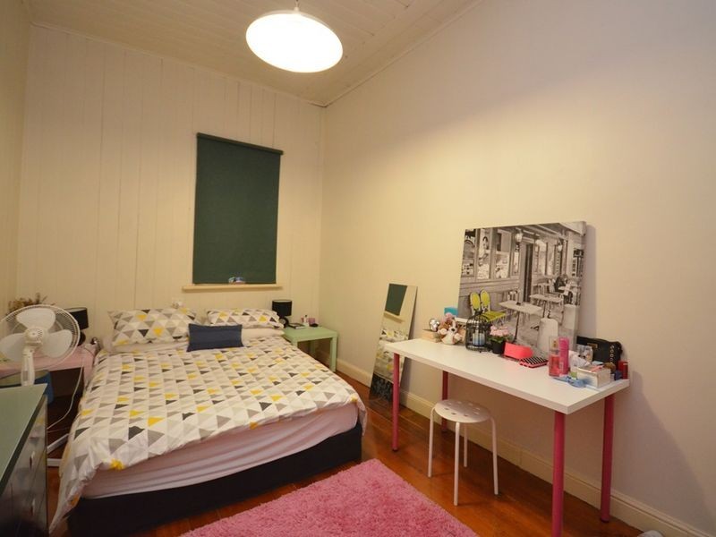 54 Latrobe Street, East Brisbane QLD 4169