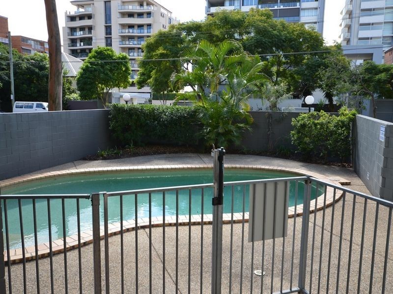 4/75 Thorn Street, Kangaroo Point QLD 4169