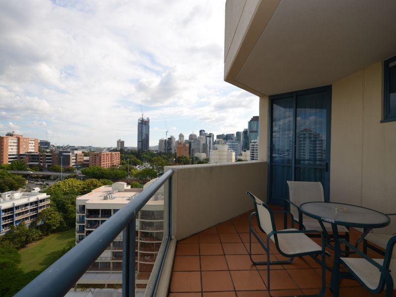 1308/44 Ferry Street, Kangaroo Point QLD 4169