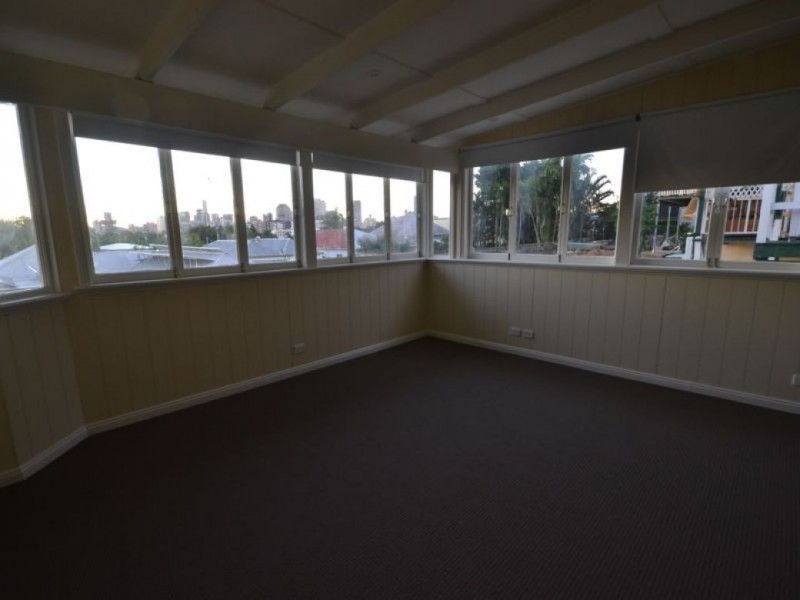 2/28 Heidelberg Street, East Brisbane QLD 4169