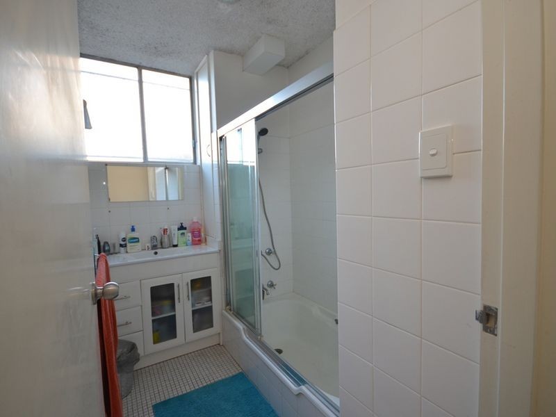 1/34 Park Avenue, Kangaroo Point QLD 4169