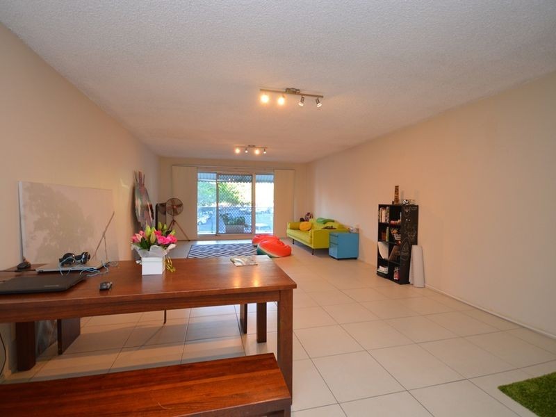 1/34 Park Avenue, Kangaroo Point QLD 4169
