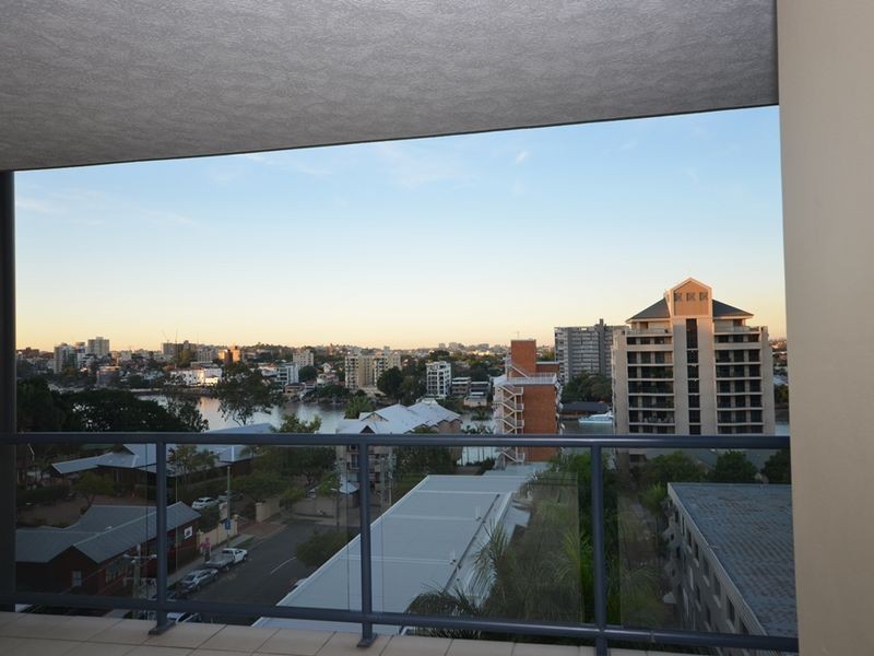 22/19 Thorn Street, Kangaroo Point QLD 4169