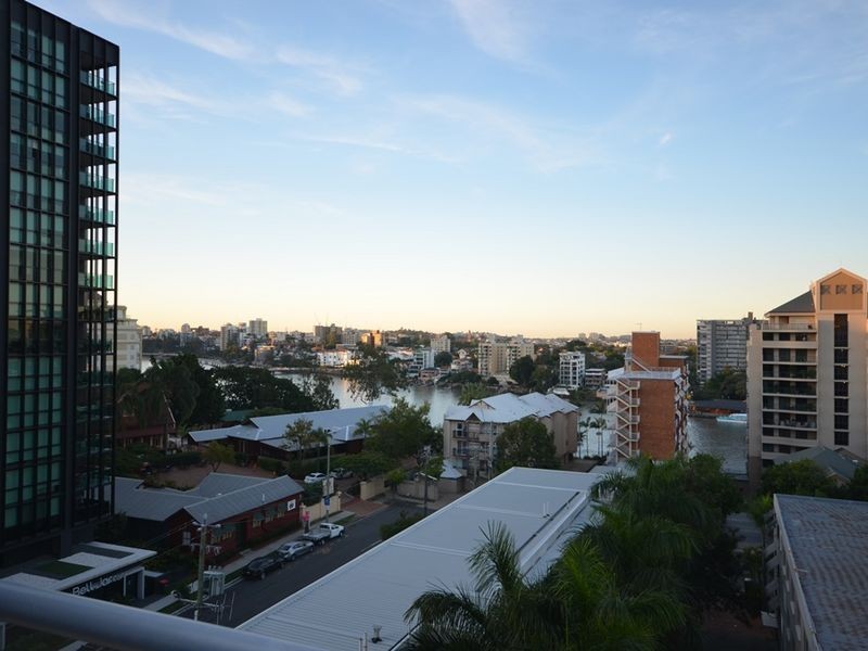 22/19 Thorn Street, Kangaroo Point QLD 4169