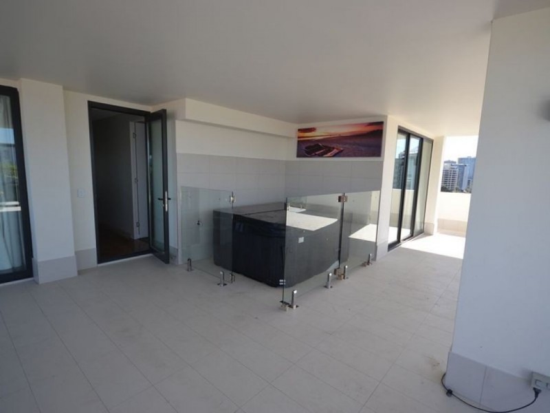17/450 Main Street, Kangaroo Point QLD 4169