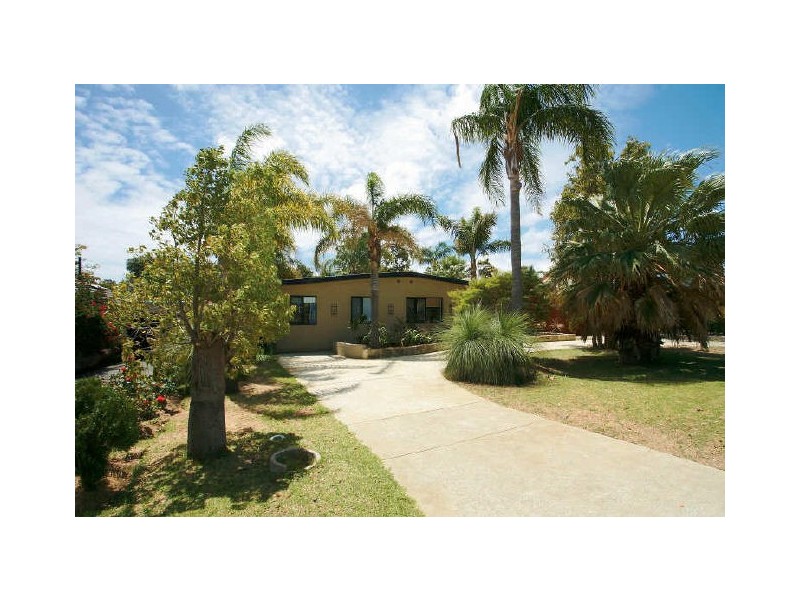 38 Malvolio Road, Coolbellup WA 6163