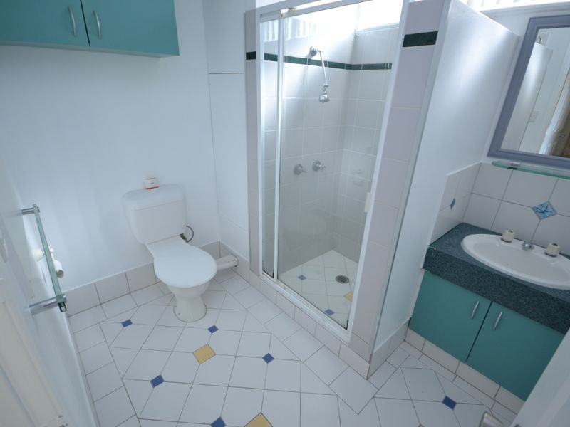 18/3 Heath Street, East Brisbane QLD 4169