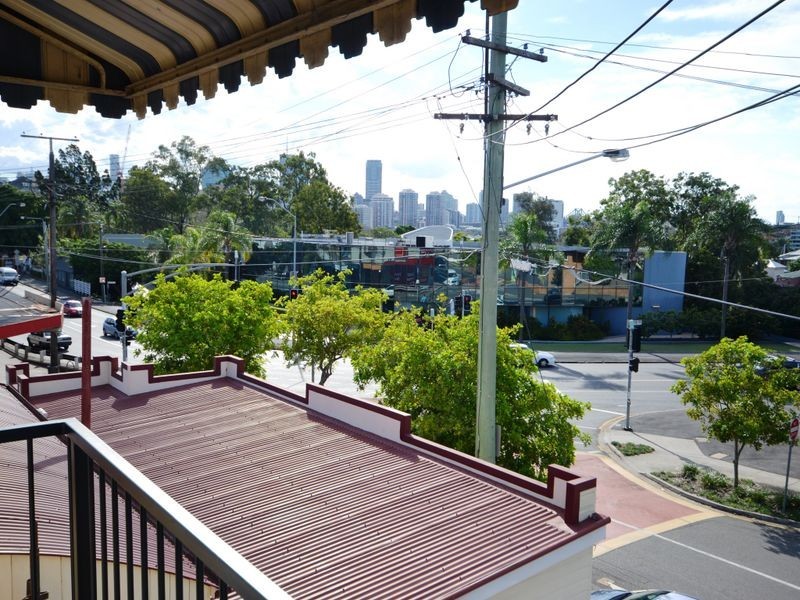 18/3 Heath Street, East Brisbane QLD 4169