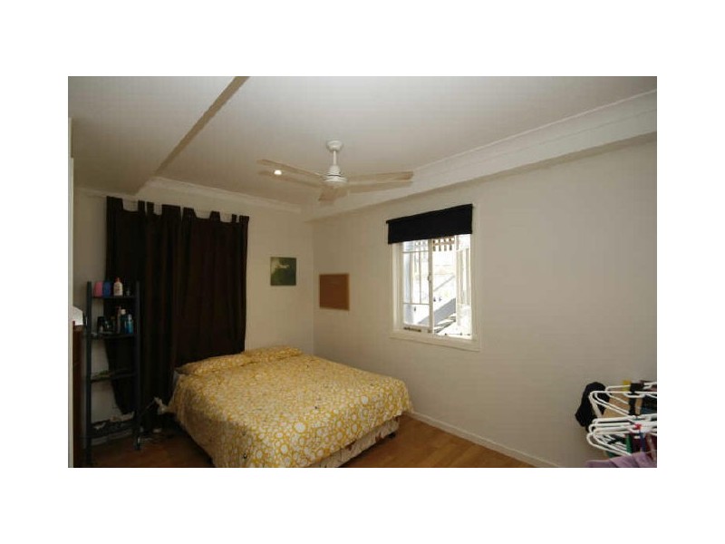 90 Linton Street, Kangaroo Point QLD 4169