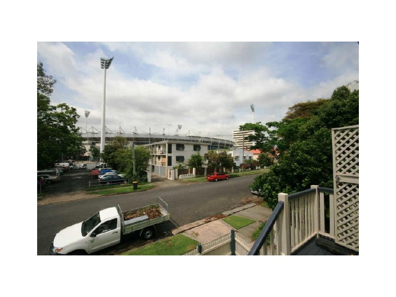 90 Linton Street, Kangaroo Point QLD 4169