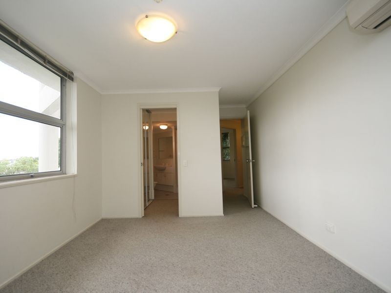 8-55 Thorn, Kangaroo Point QLD 4169