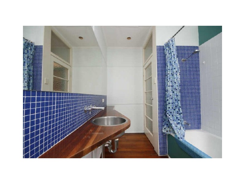 East Brisbane QLD 4169