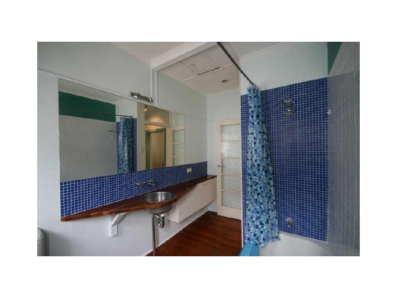 East Brisbane QLD 4169