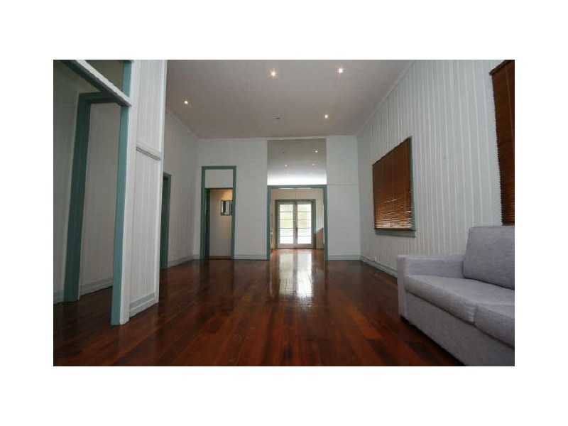 East Brisbane QLD 4169