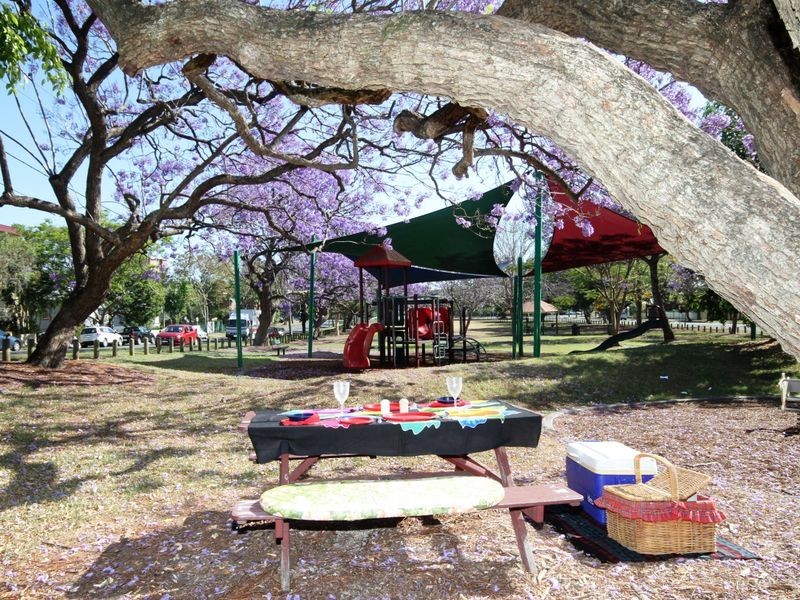 48 Clarendon Street, East Brisbane QLD 4169