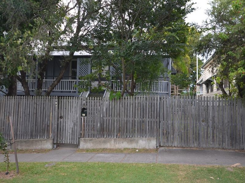 81 Qualtrough Street, Woolloongabba QLD 4102