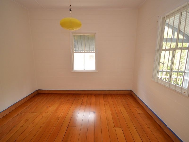 81 Qualtrough Street, Woolloongabba QLD 4102