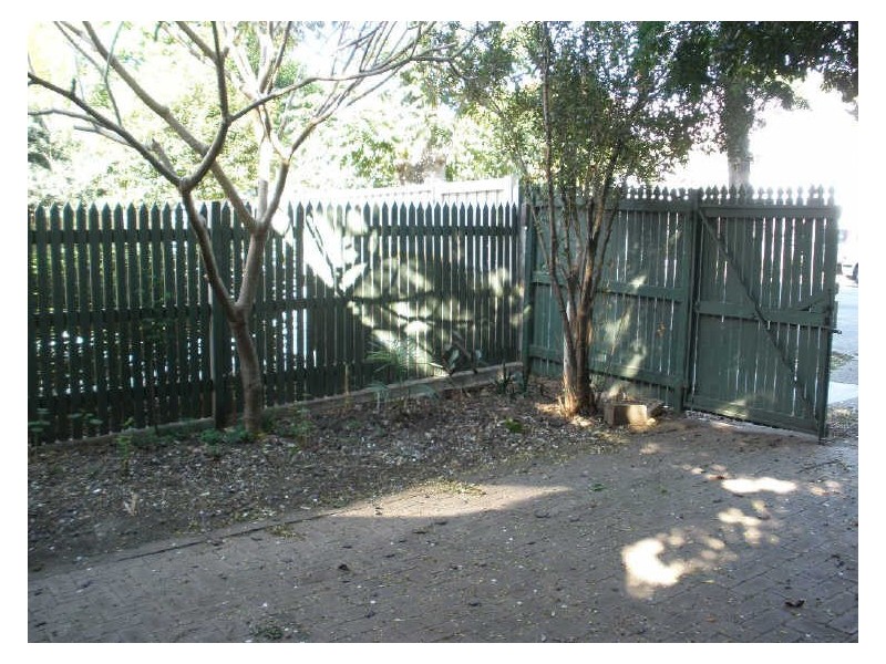 East Brisbane QLD 4169