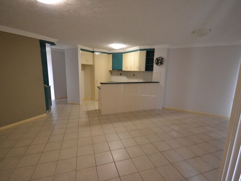 2/190 Wellington Road, Kangaroo Point QLD 4169
