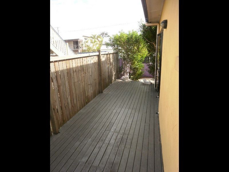 1/74 Rawlins Street, Kangaroo Point QLD 4169