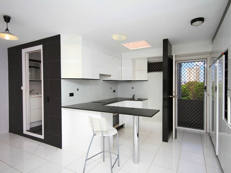 16/554 Main Street, Kangaroo Point QLD 4169