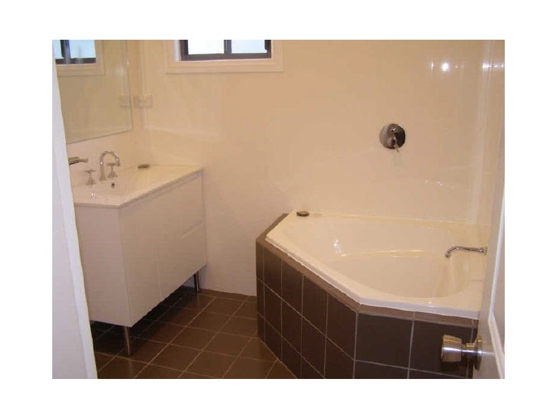 East Brisbane QLD 4169