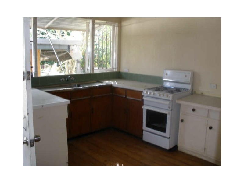 25 Carl Street, Woolloongabba QLD 4102