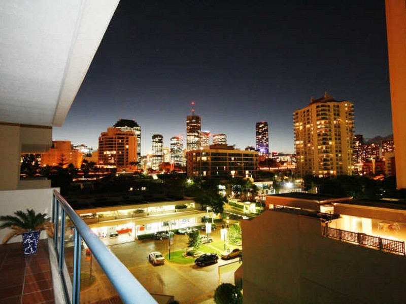 Dockside Hotel, Kangaroo Point QLD 4169