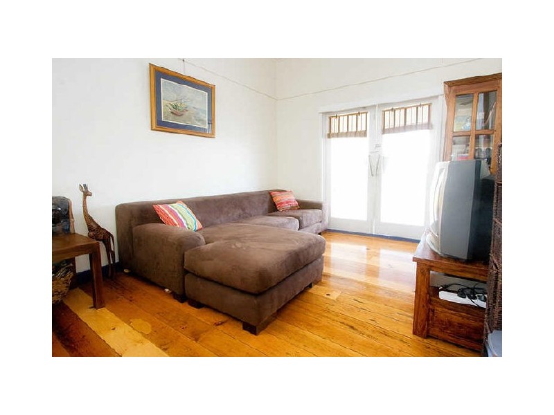 25 Bromley Street, Kangaroo Point QLD 4169