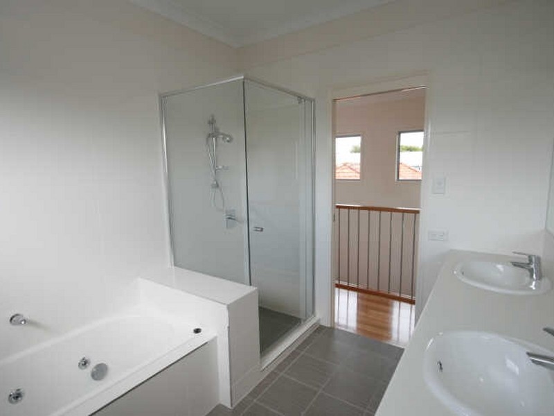 Seven Hills QLD 4170