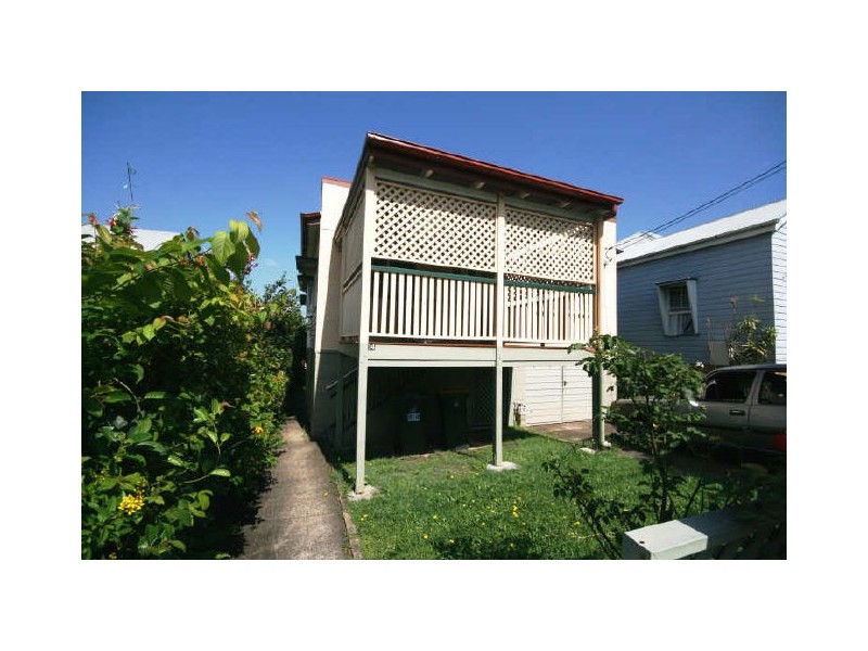 14 Rosslyn Street, East Brisbane QLD 4169