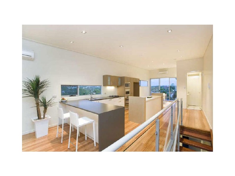 East Brisbane QLD 4169