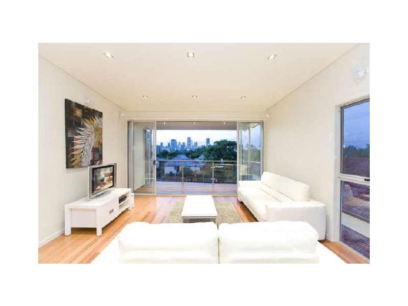 East Brisbane QLD 4169