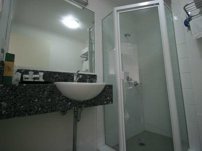 18-19/196 Wellington RD, Kangaroo Point QLD 4169