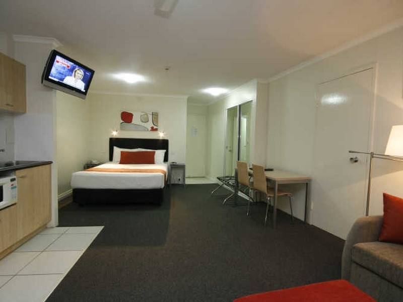 18-19/196 Wellington RD, Kangaroo Point QLD 4169