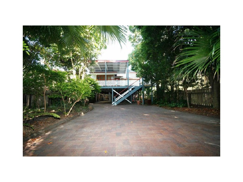 6 Flower Street, Woolloongabba QLD 4102