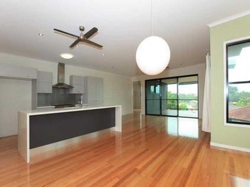7 Yeates Close, Carindale QLD 4152