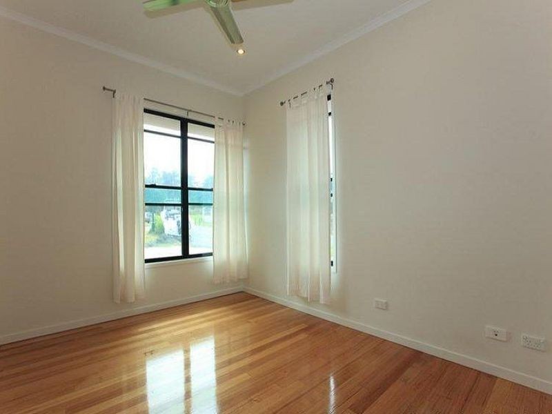 7 Yeates Close, Carindale QLD 4152
