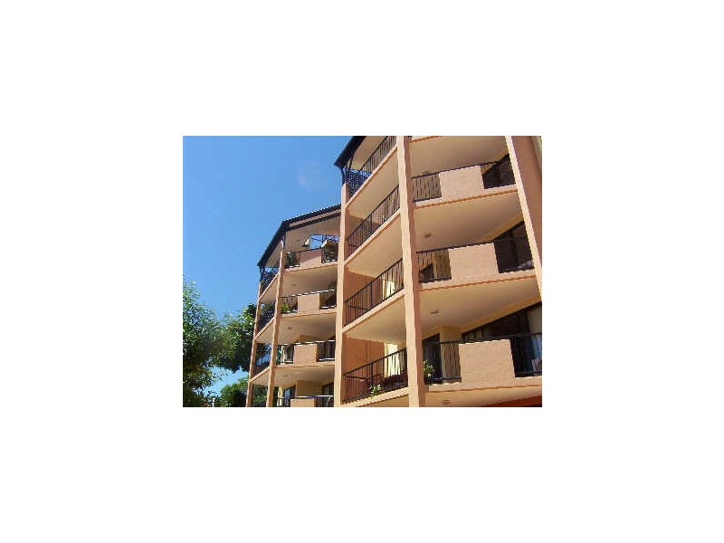 15/16 Norman Crescent, Norman Park QLD 4170