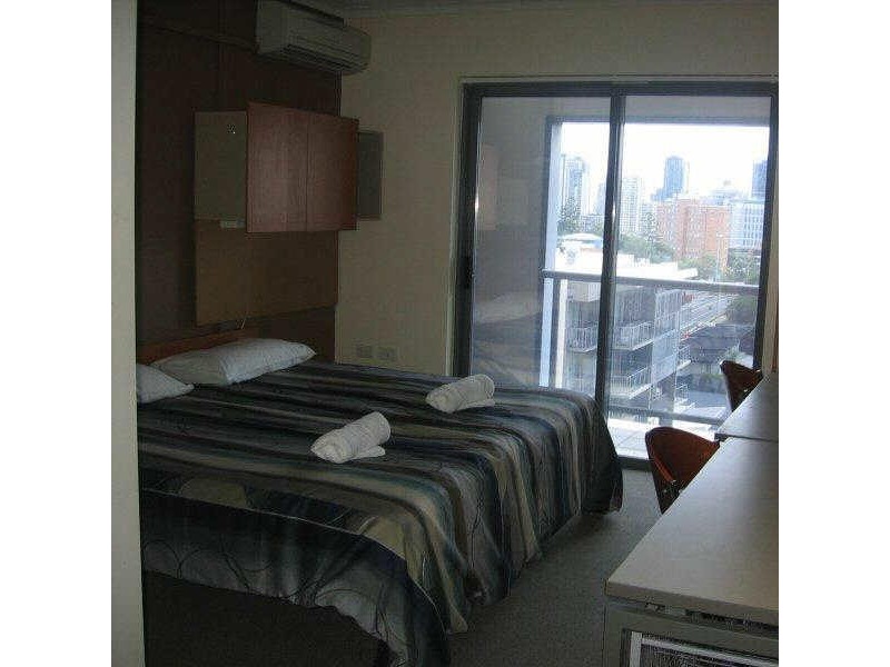 1016/9 Castlebar Street, Kangaroo Point QLD 4169