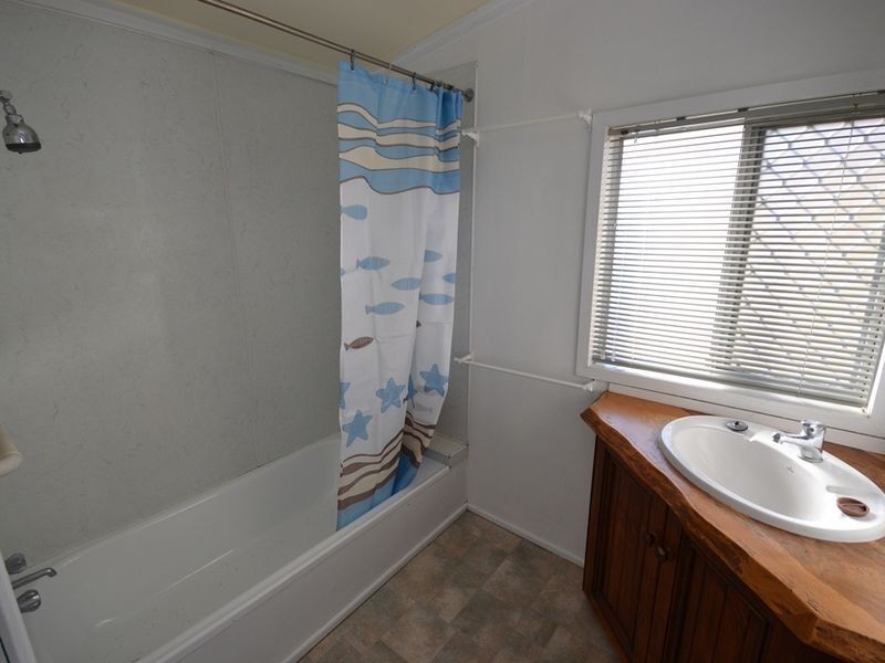 23 Carl Street, Woolloongabba QLD 4102